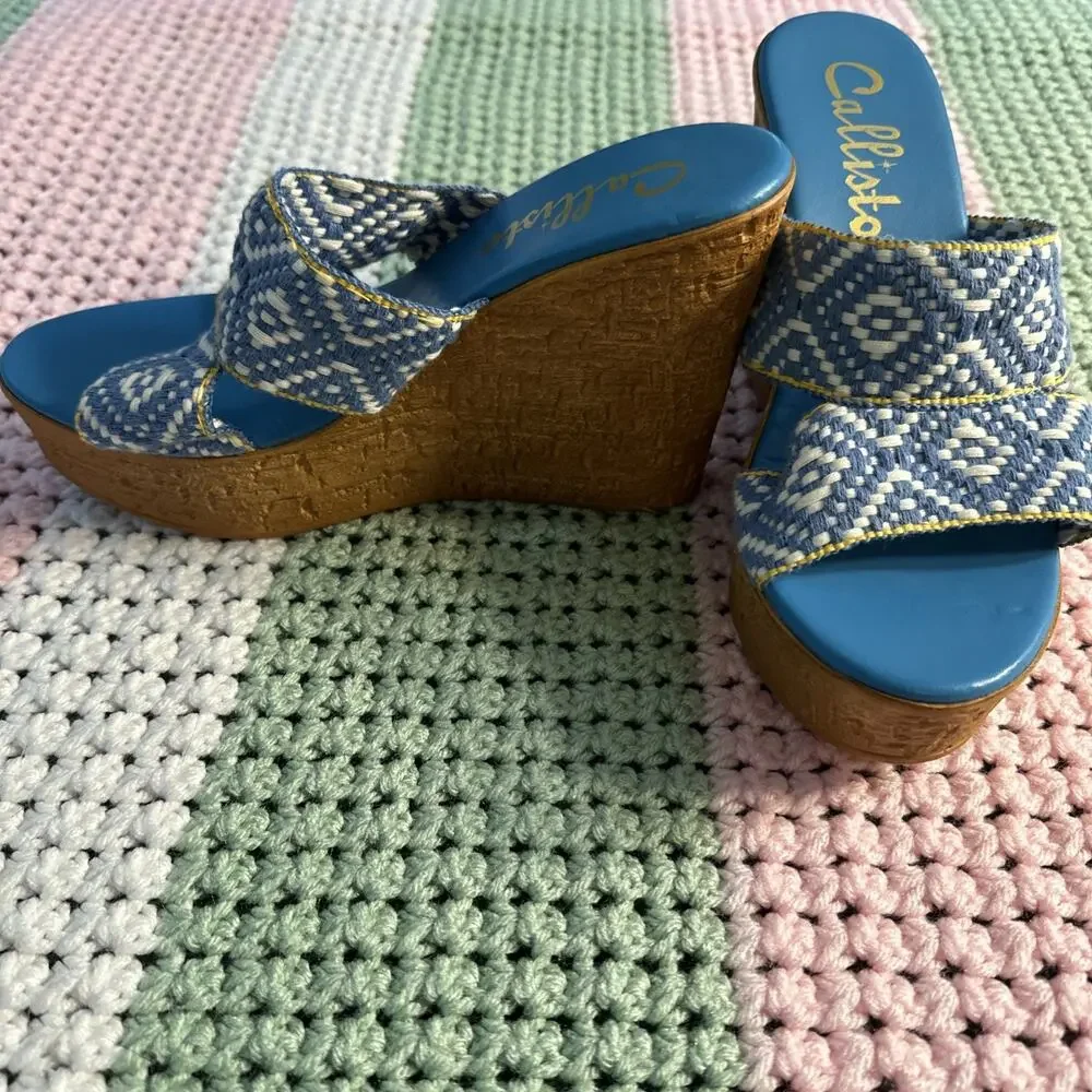Callisto Woman’s Size 10 Sandals Blue Geometric Wedge NWOT